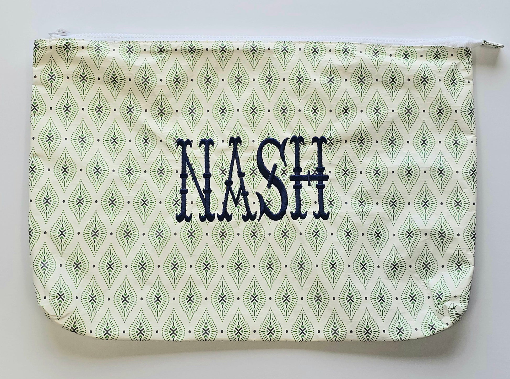 Large Nash Stash