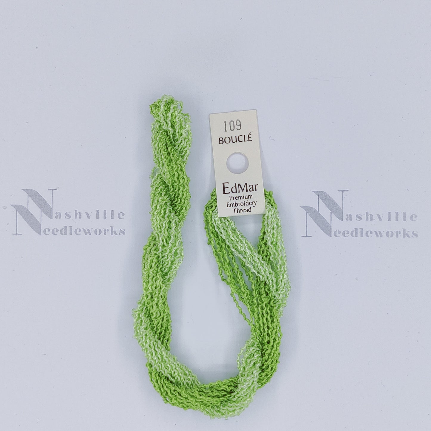 Bouclé - 109 Med to Pale Sour Apple