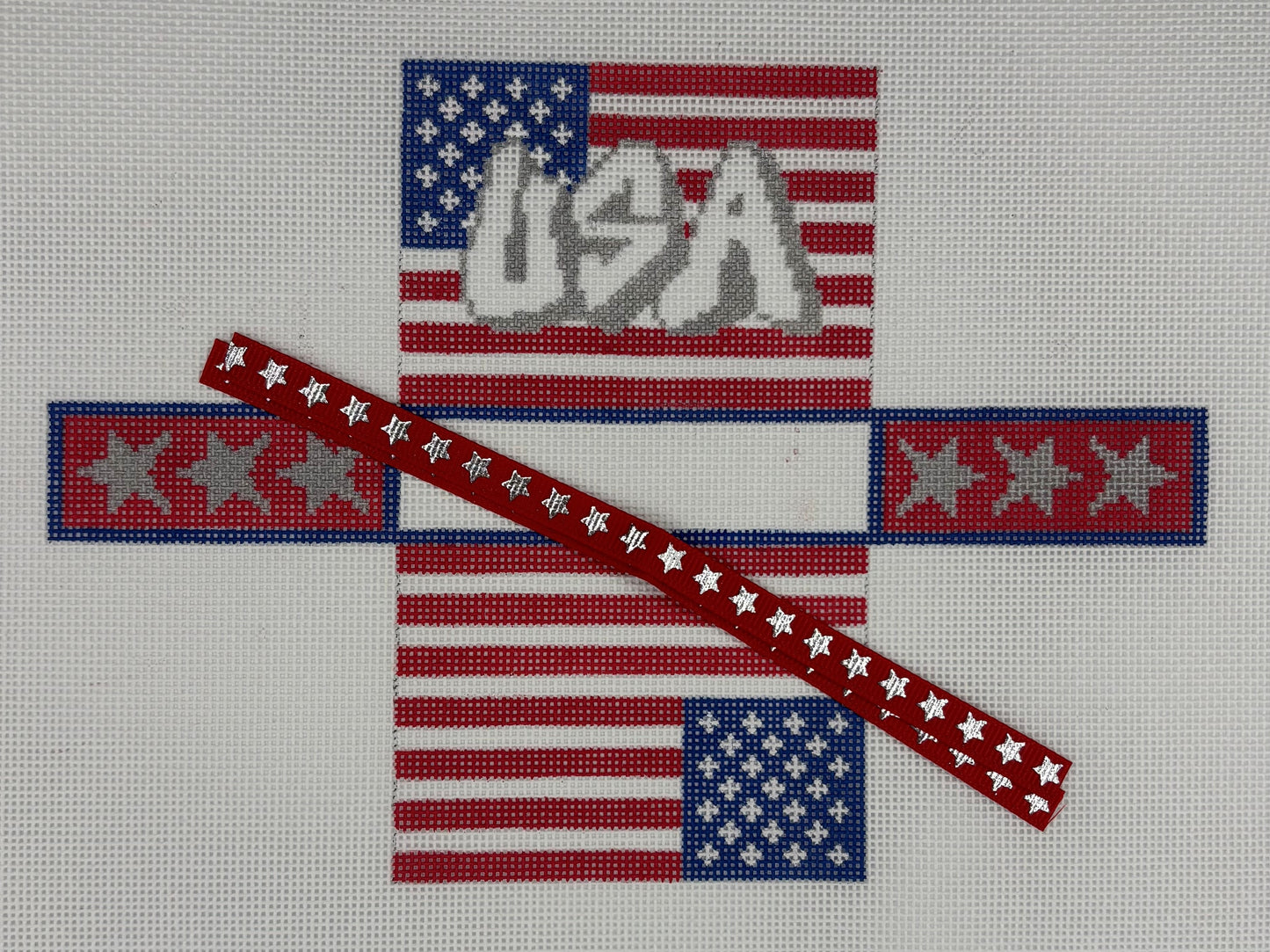 Lauren Block Designs
Mini USA Flag Bag 3D
BG-01