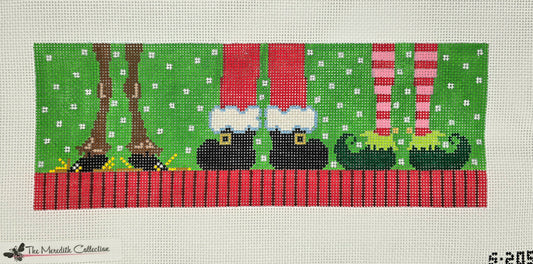 TheMeredithCollectionS-205Santaand Staff