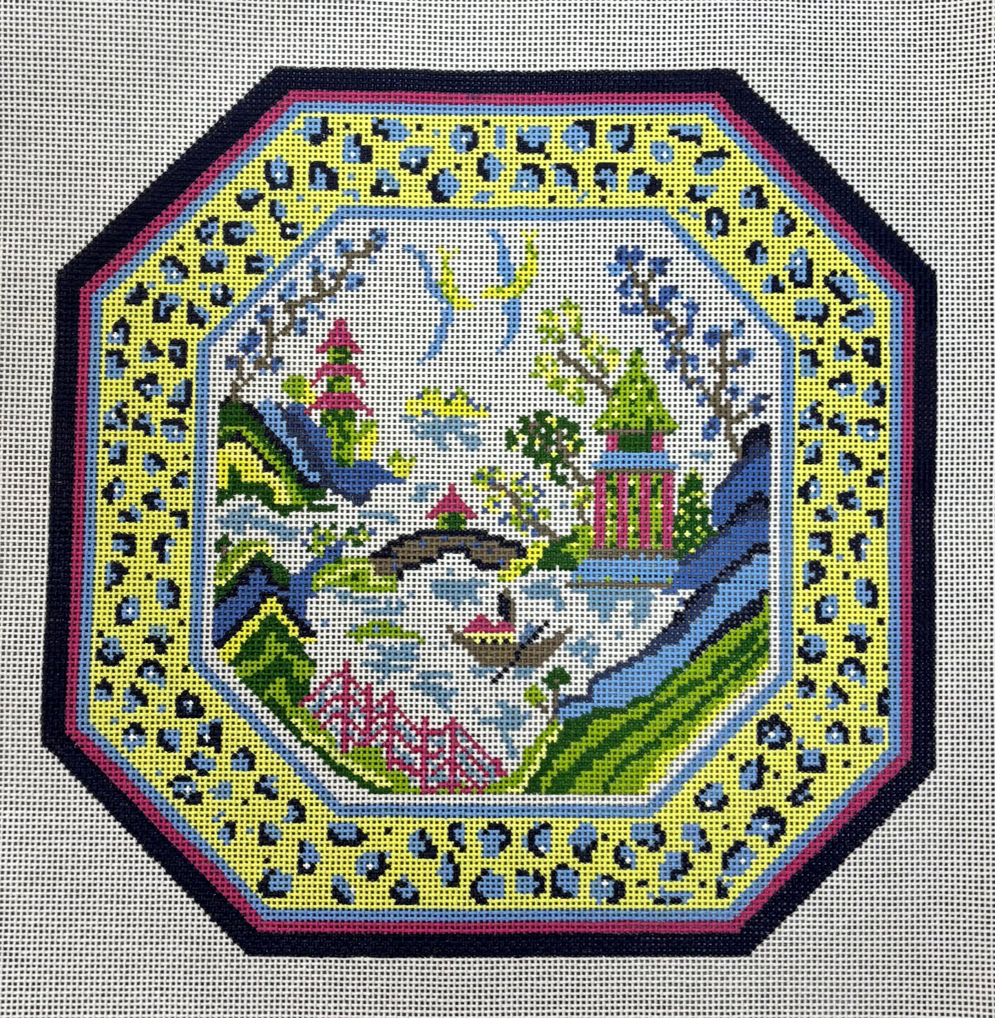Gingham Stitchery
Gaudy Willow Pillow
TSC-09