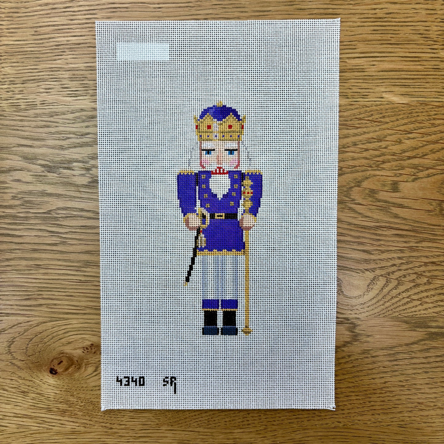 Nutcracker, Purple King - 18 mesh (TS)