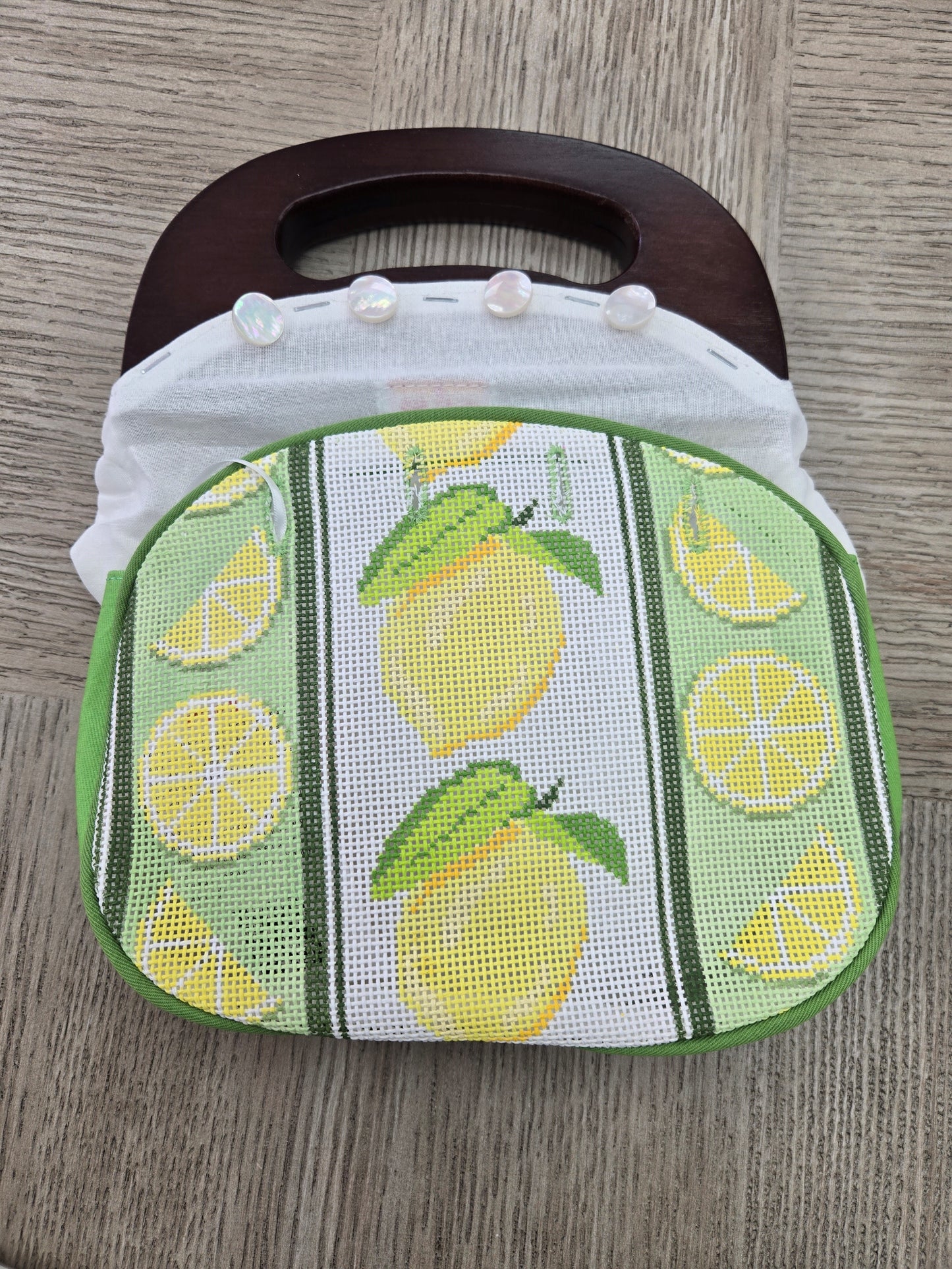 Ann Kaye Studio
Lemon Twist Bag
LTB