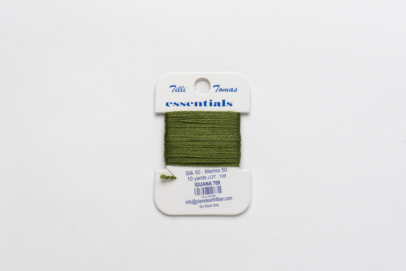 Essentials-709 Iguana 10 yd card
