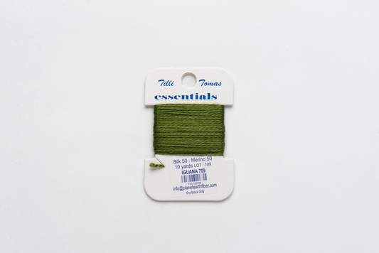 Essentials-709 Iguana 10 yd card
