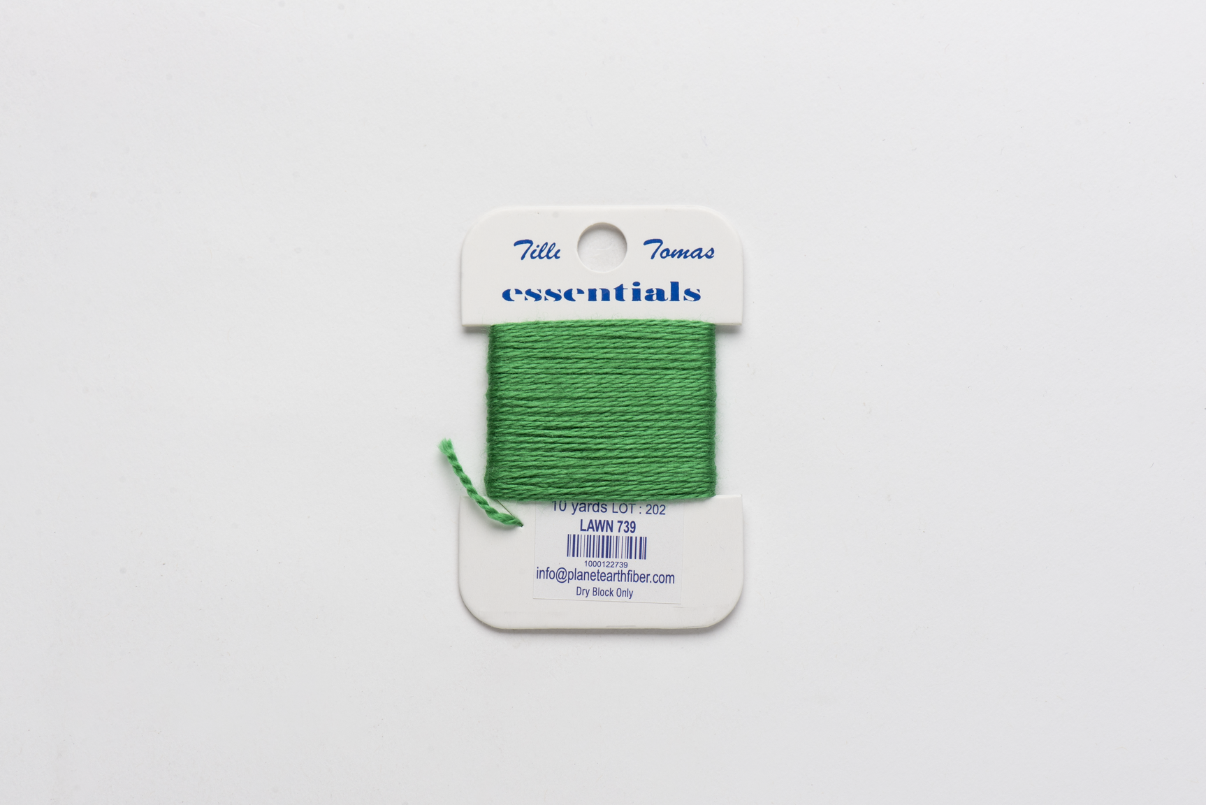 Essentials-739 Lawn 10 yd card