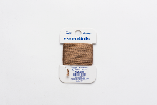 Essentials-768 Dingo 10 yd card