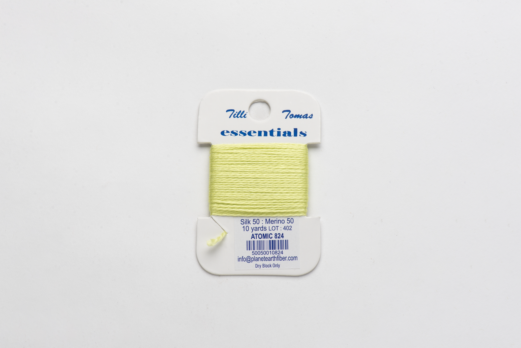 Essentials-824 Atomic 10 yd card