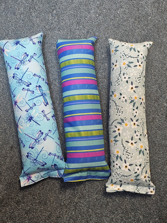 Weight is 12" long, 7.5" round finished; weight is 2.3 lbs.