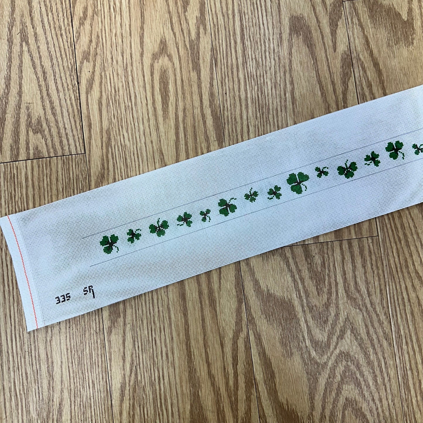 Shamrocks, Belt - 18 mesh (TS)