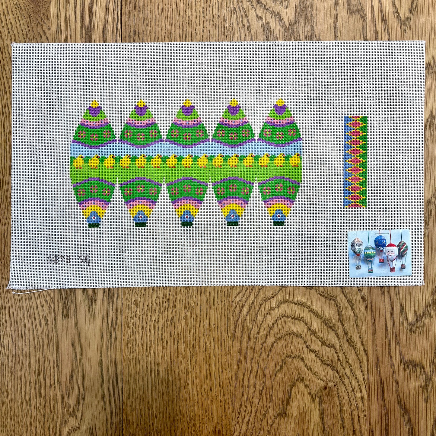 Ring Of Chicks, Hot Air Balloon - 18 mesh (TS)