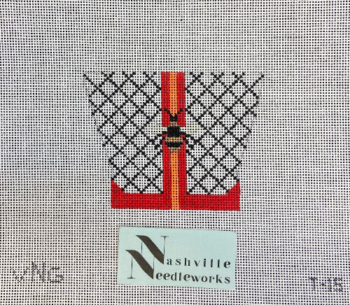 Vallerie Needlepoint Gallery T-15 Bright Bee Tote