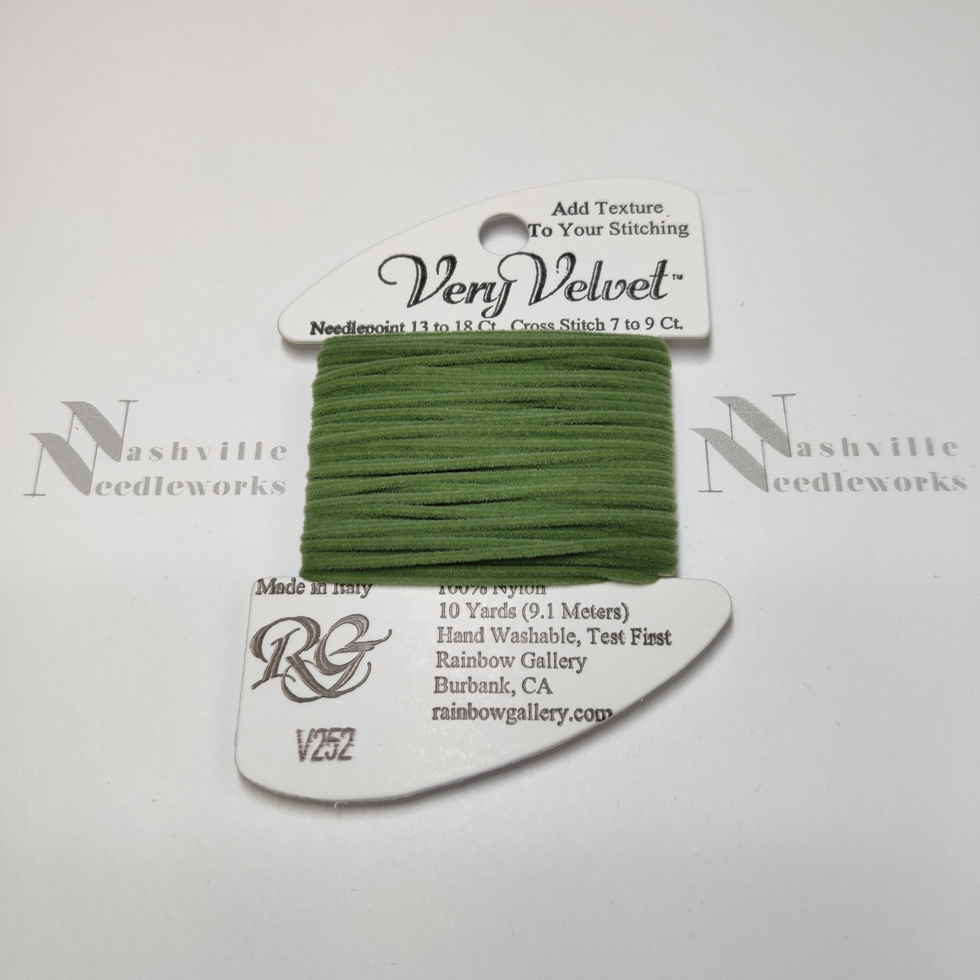 Very Velvet - V252 Hunter Green