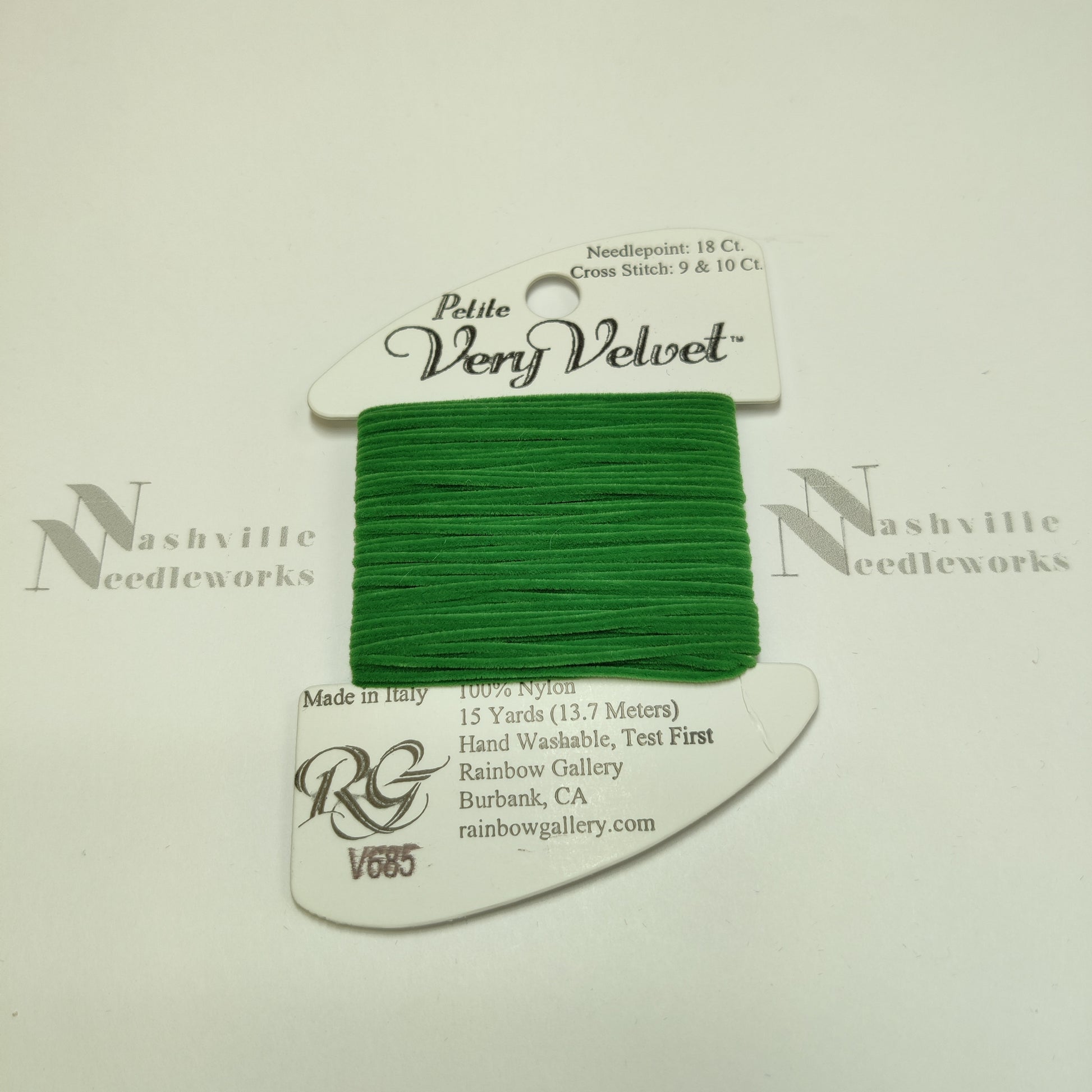 Very Velvet - V285 Turf Green