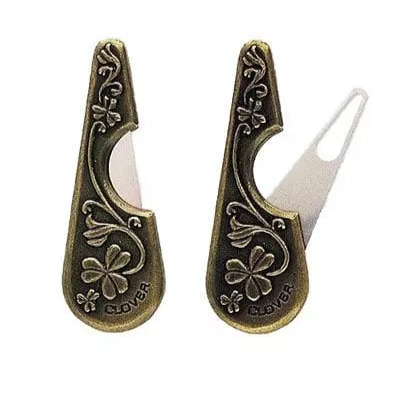 Antique Yarn Threader