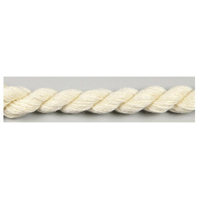 Silk & Ivory - 34 Candlelight