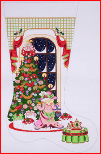 StrictlyChristmas CS397 ChristmasTreeWithGirlDressUp