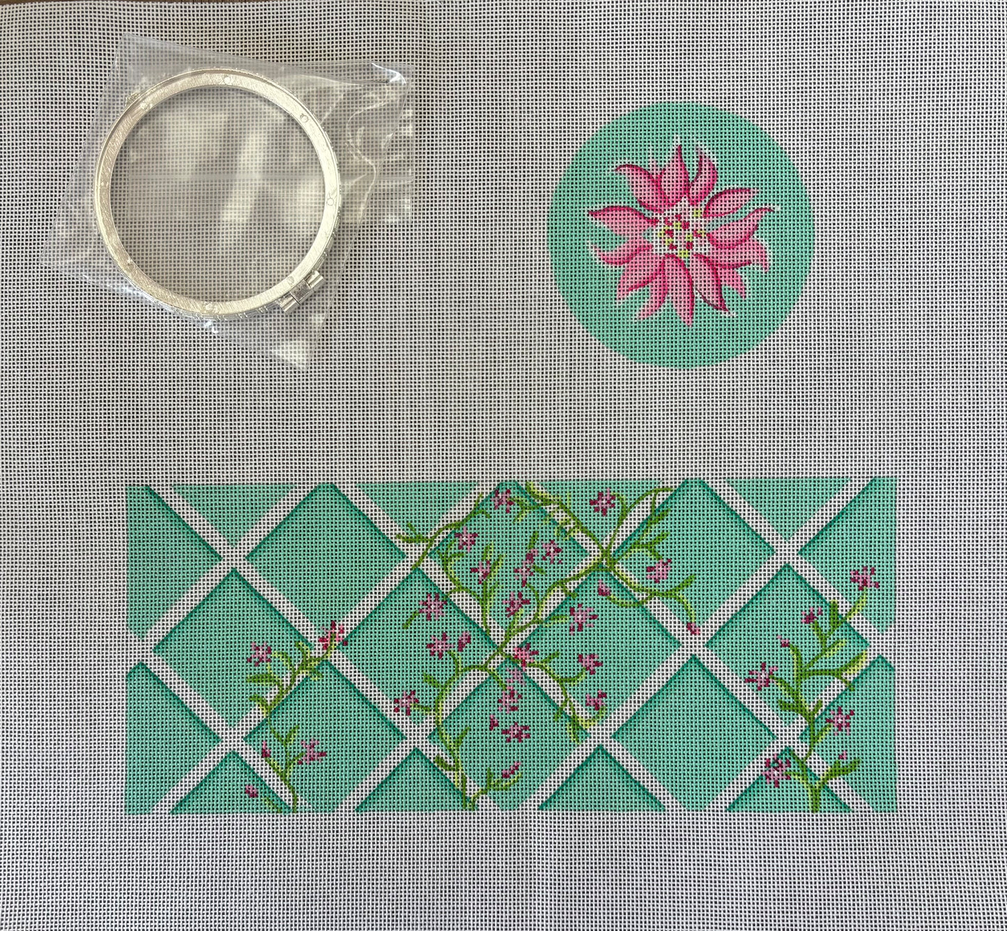 Kate Dickerson
Garden Trellis Limoge Box
BXXLR-01