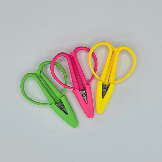 Super Snips