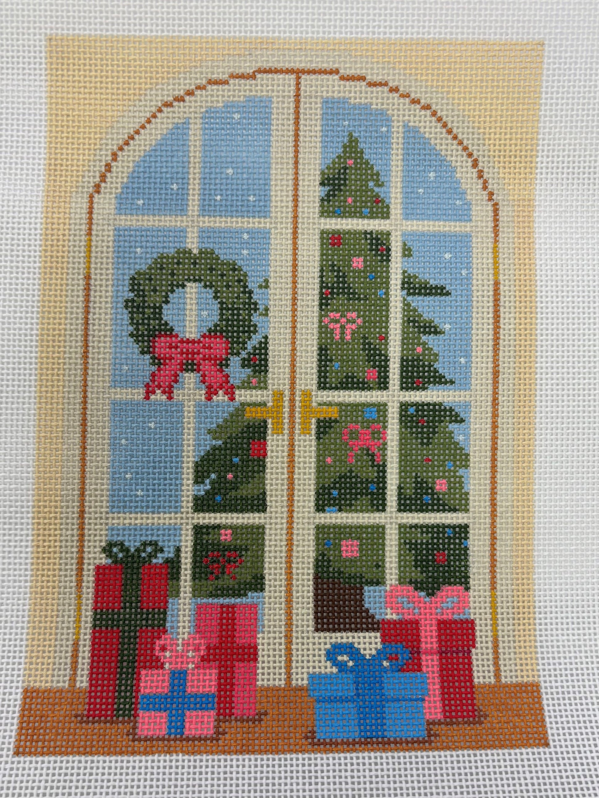 Ashley Evans
Living Room Window
CH-007