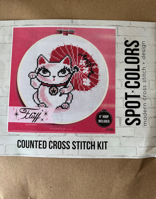 Spot Your Colors
Lucky Kitty
Cross stitch