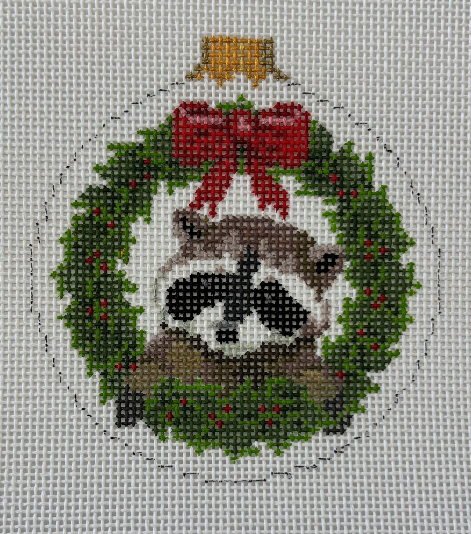 Susan Roberts Needlepoint Designs
Racoon Wreath
SR 7287