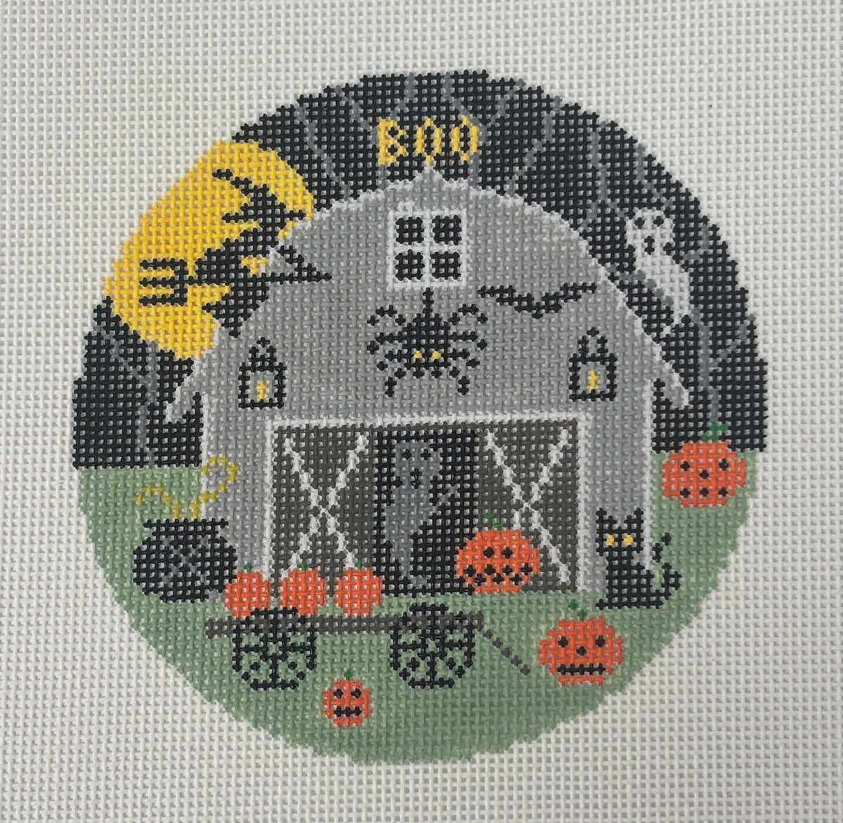 Doolittle Stitchery
Halloween Barn Round
R601