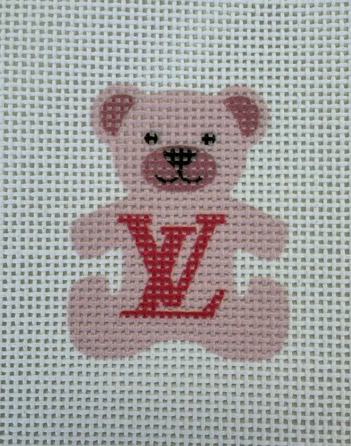 Alice Peterson
Pink LV Bear Bag Charm
TF1