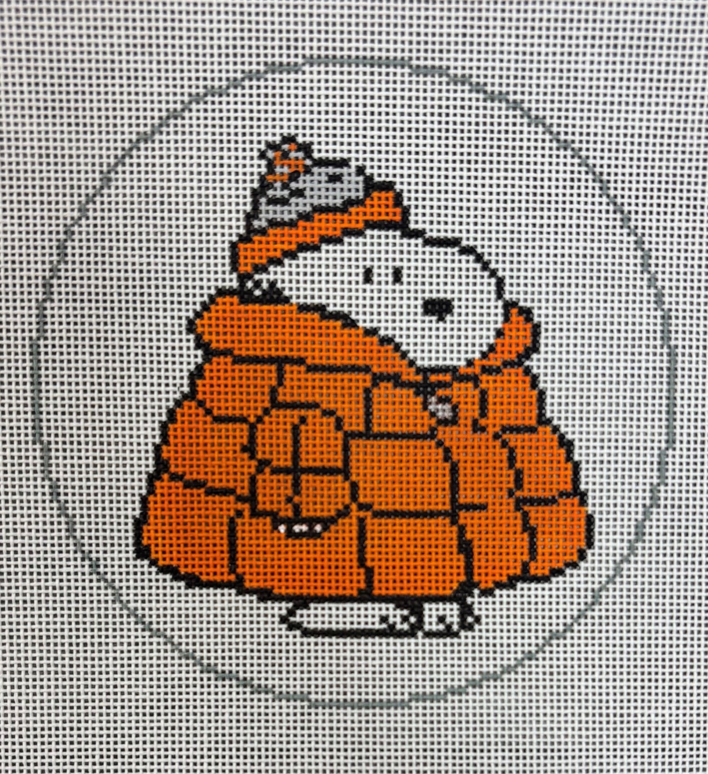 PEANUTS Winter - Snoopy in Puffer Coat Canvas Round