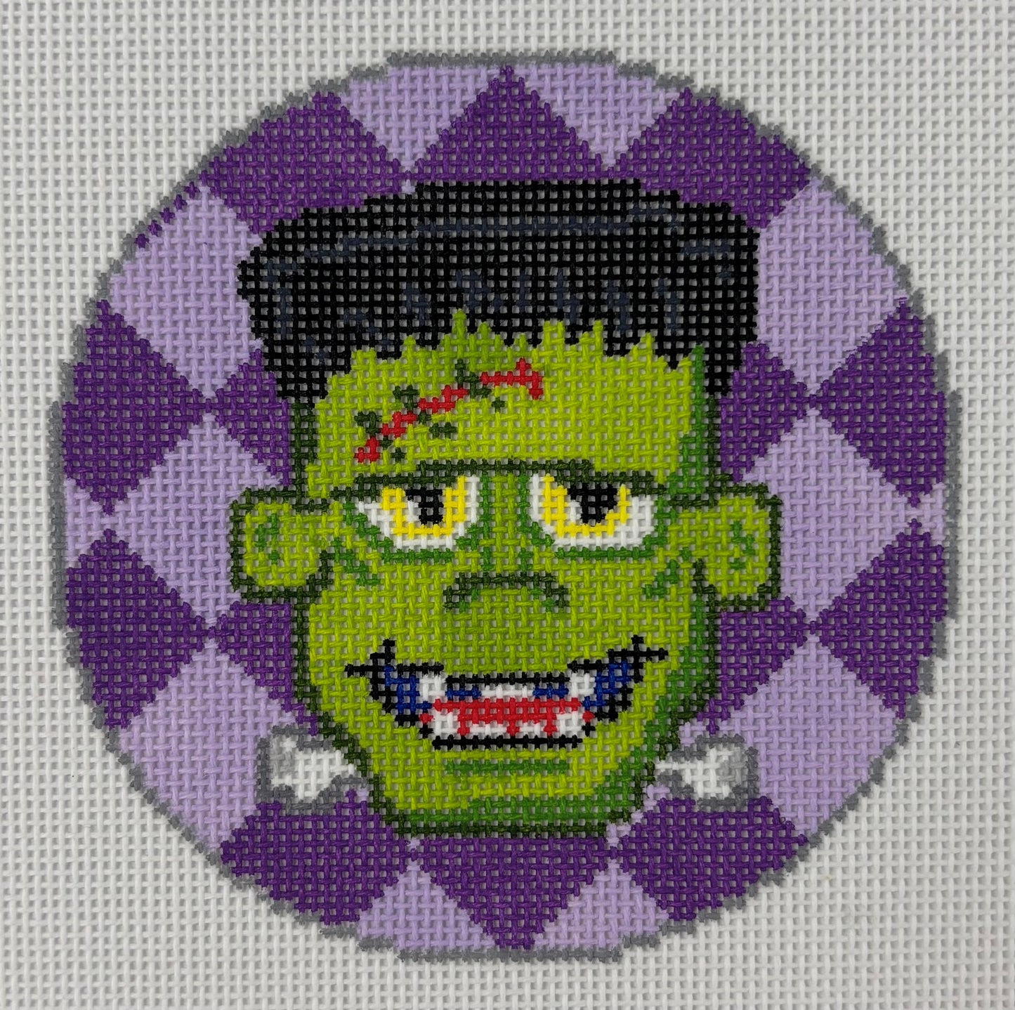 Mopsey Designs Needlepoint
Vintage Halloween Rounds
Frankenstein MD.GHN-60
