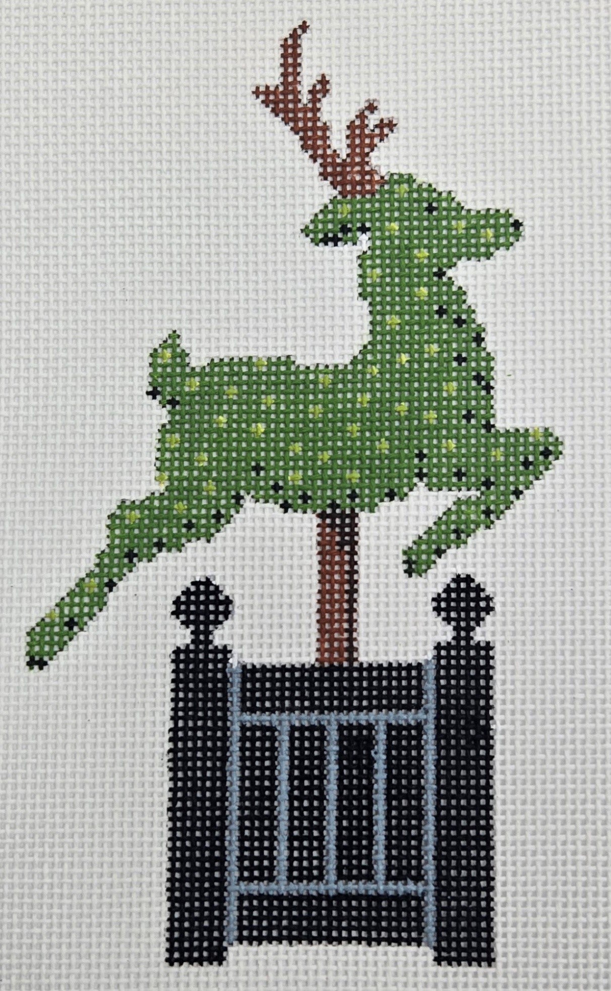 Rachel Donely
Deer Topiary
SD 070-17