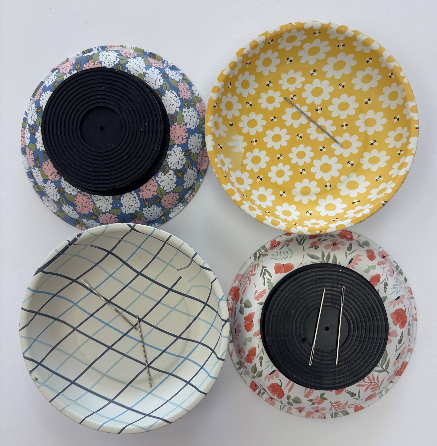 Officially Needlepoint
Mag Bowls
4" Round