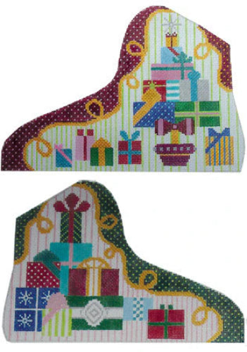 Shelly Tribbey Designs SK55 Christmas Presents Under the Tree Large Skates