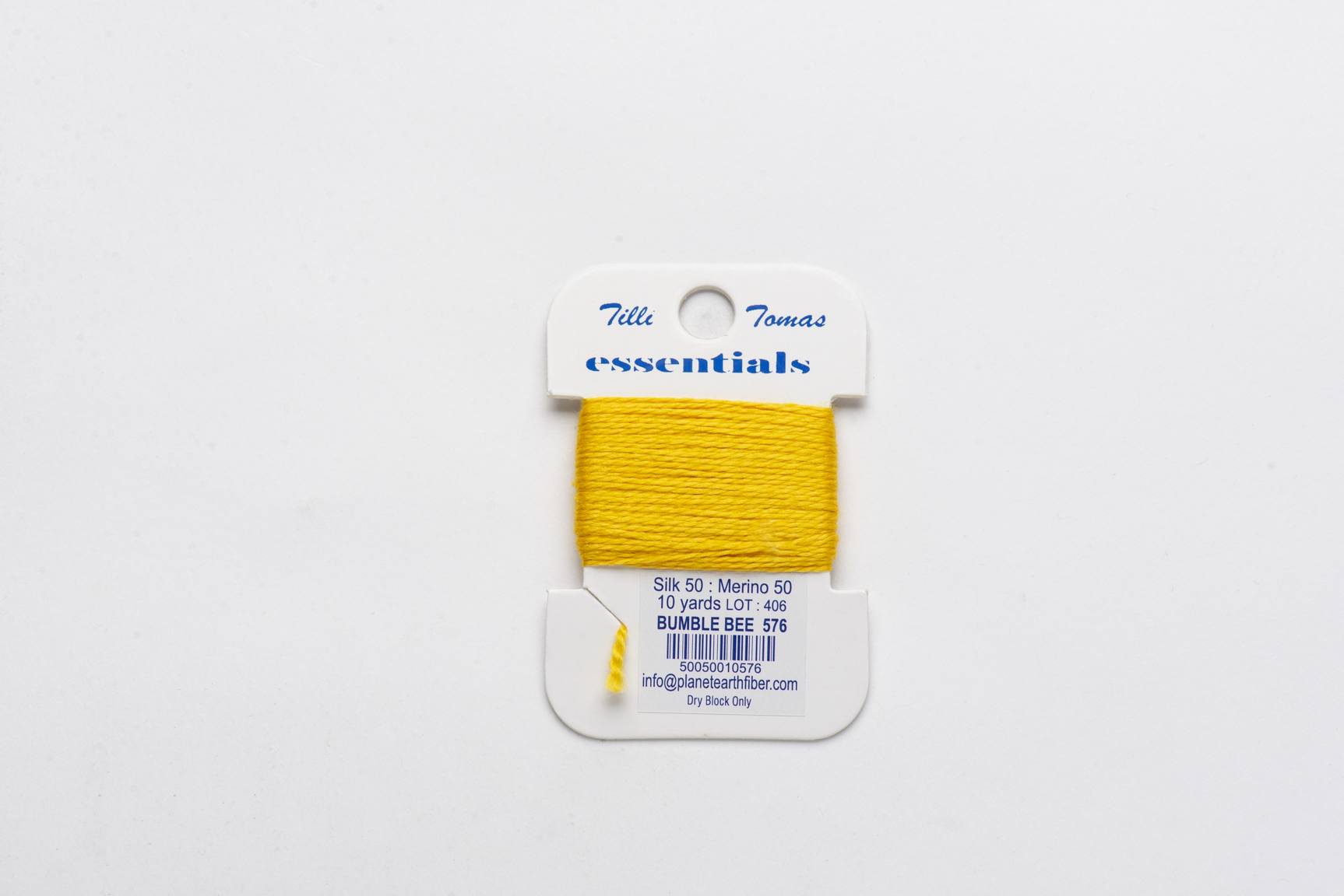 Essentials-576 Bumble Bee 10 yd card