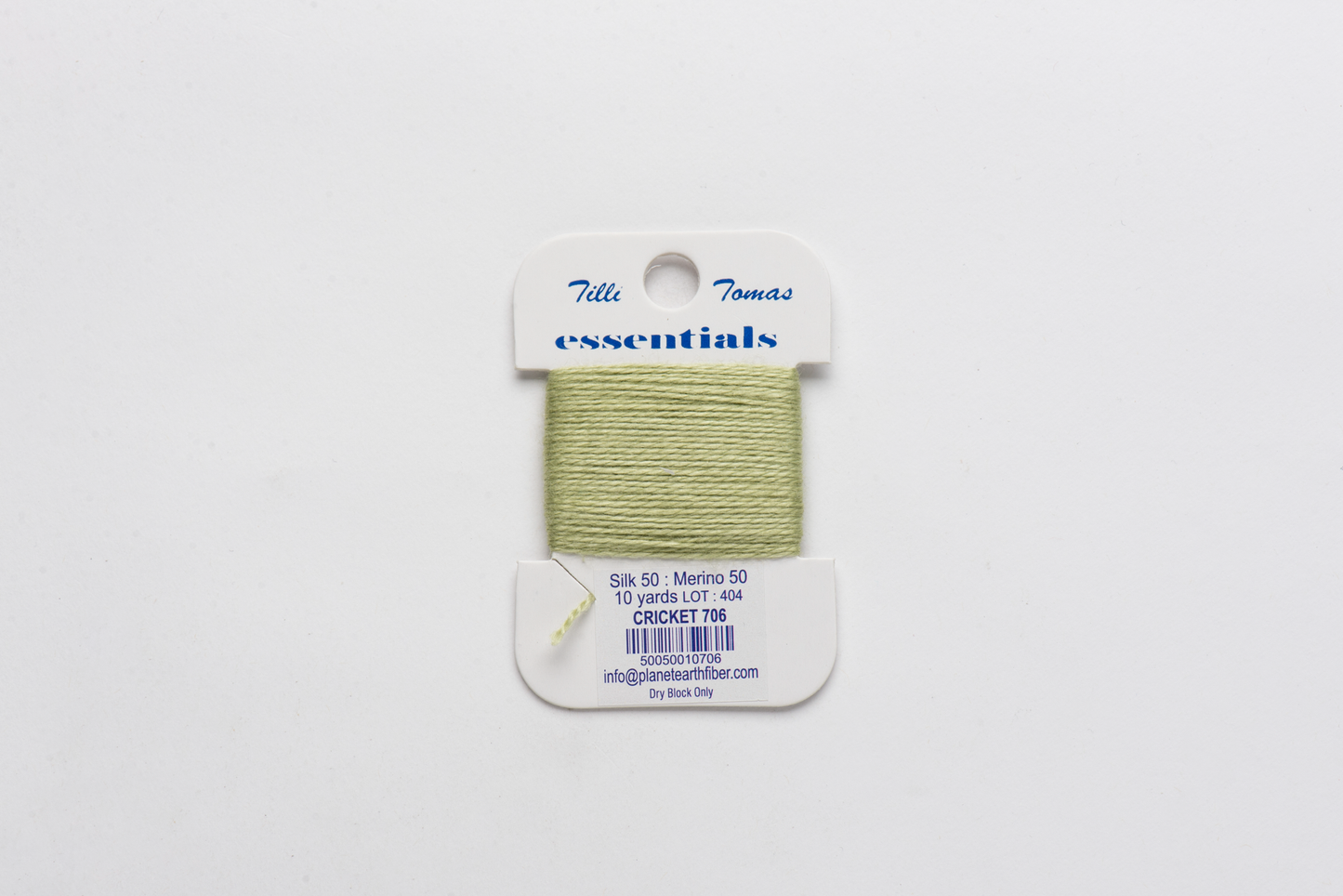 Essentials-706 Cricket 10 yd card