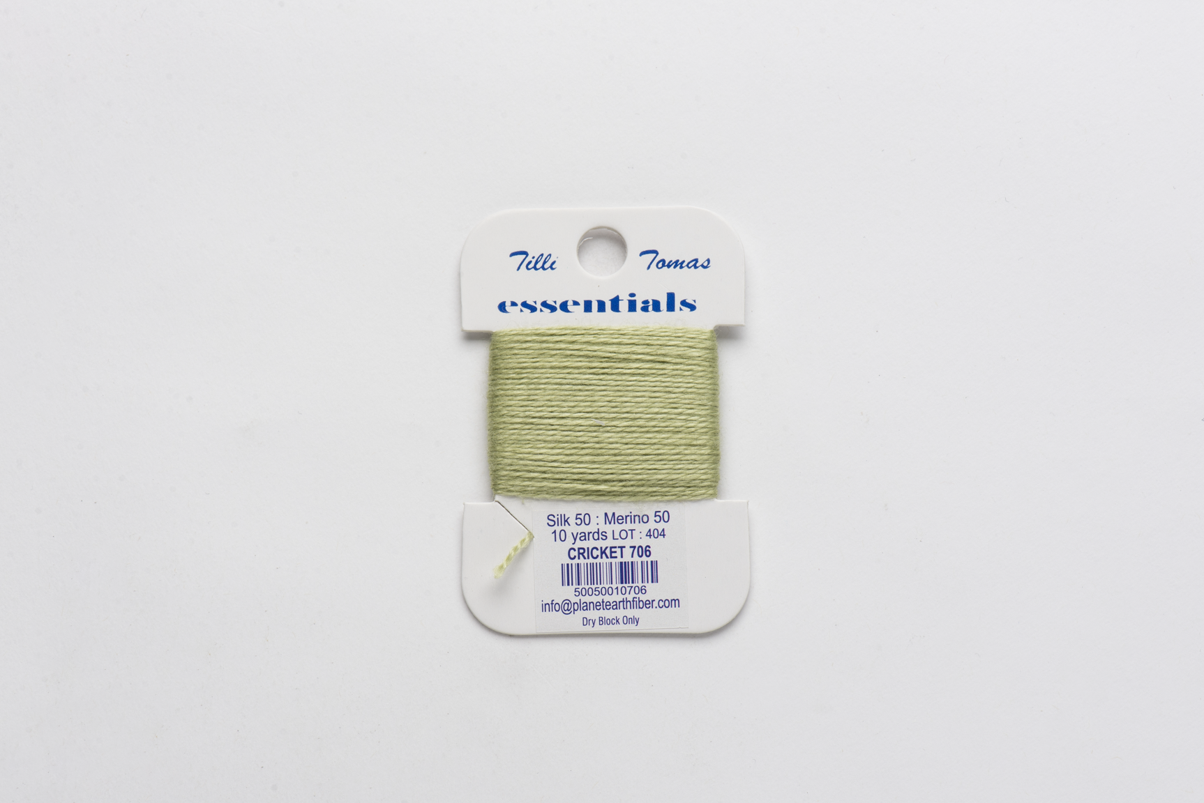 Essentials-706 Cricket 10 yd card