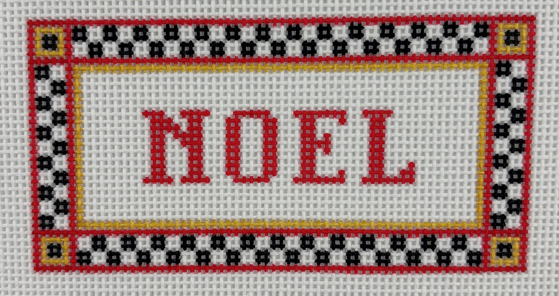 Mopsey Designs Needlepoint
Checkered Noel
MD.GHN-58.03