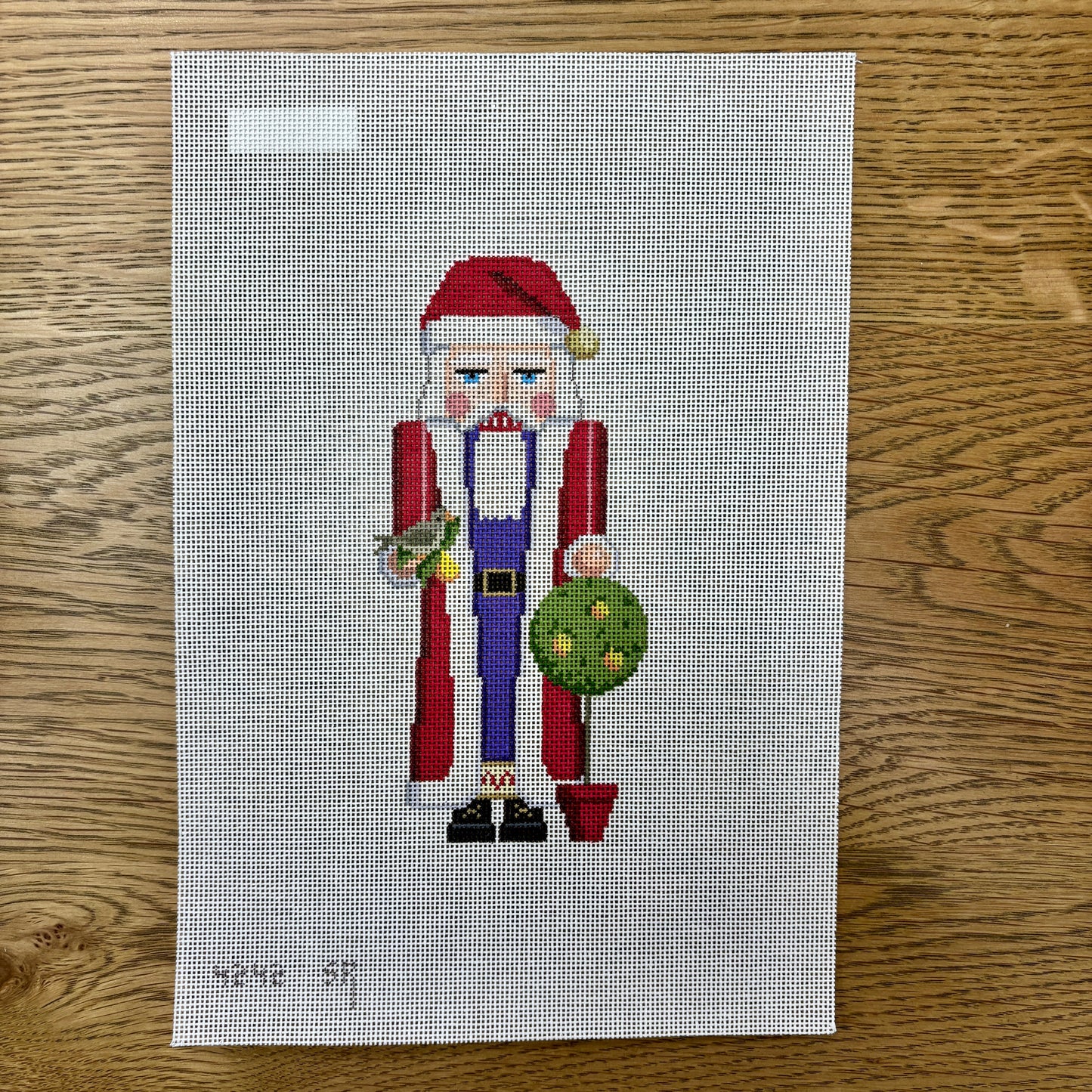 Nutcracker, Pear Tree Santa - 18 mesh (TS)