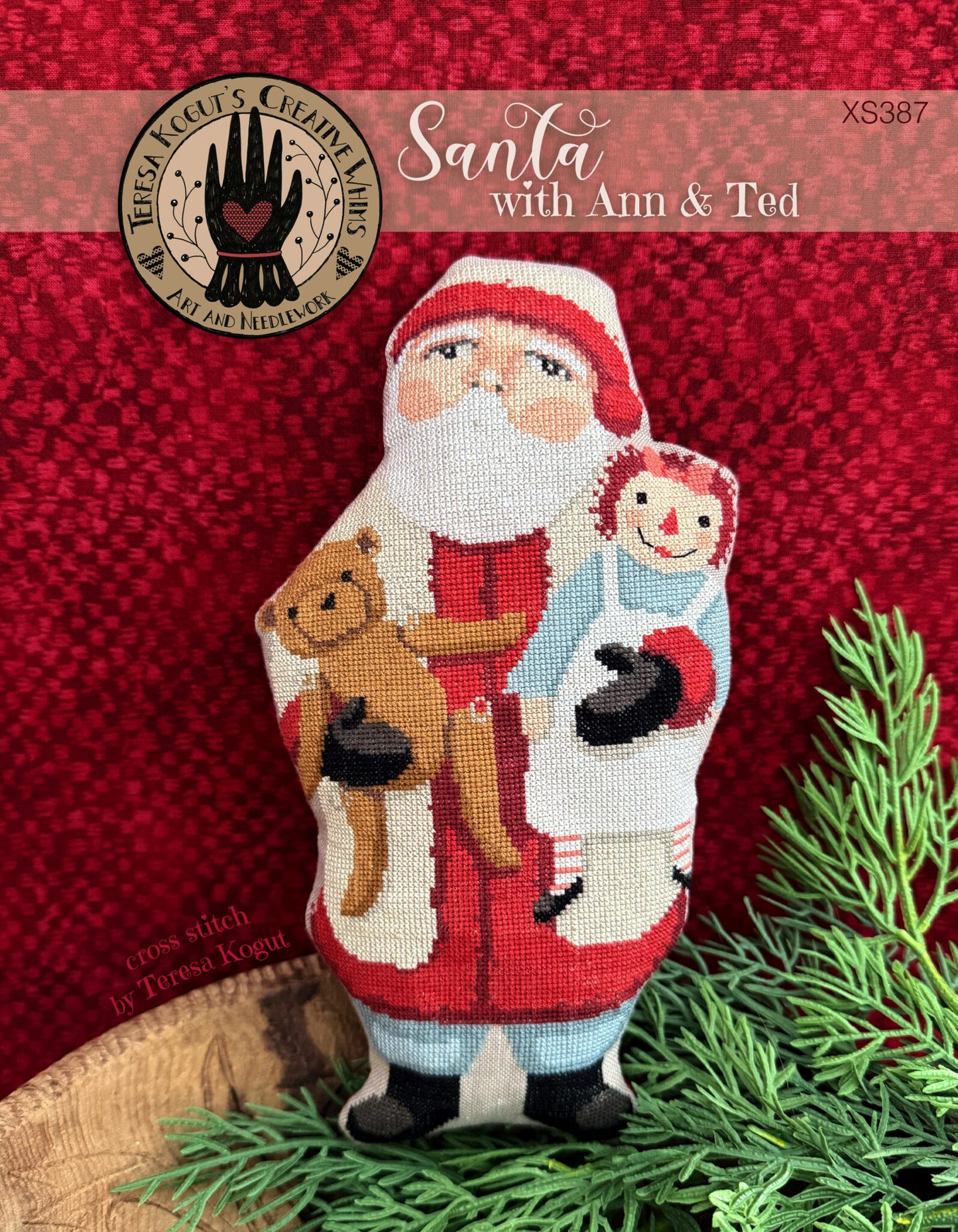 Theresa Kogut XS387-Santa-with-Ann-Ted-1593x2048