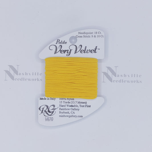Petite Very Velvet - V670 Yellow Gold