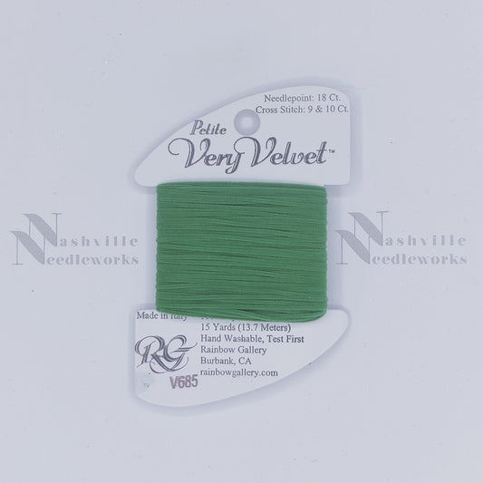 Petite Very Velvet - V685 Turf Green
