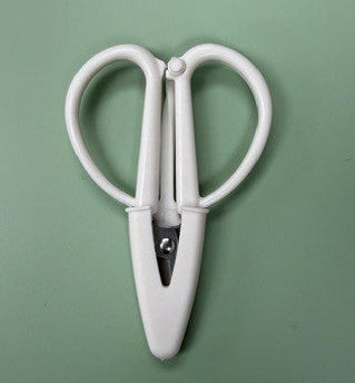 VictoriaWhitsonNeedlepoint

WhiteSuperSnips

Length:2.5"