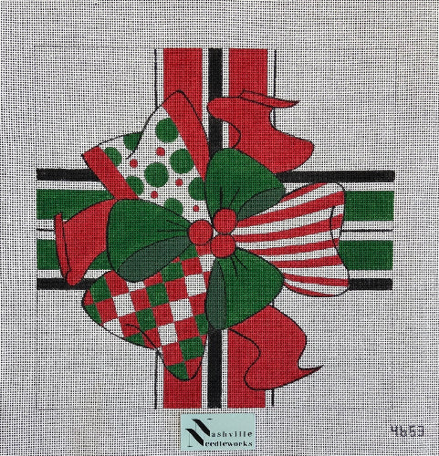 Alice Peterson 4653 Polka Dot Christmas Bow Pillow