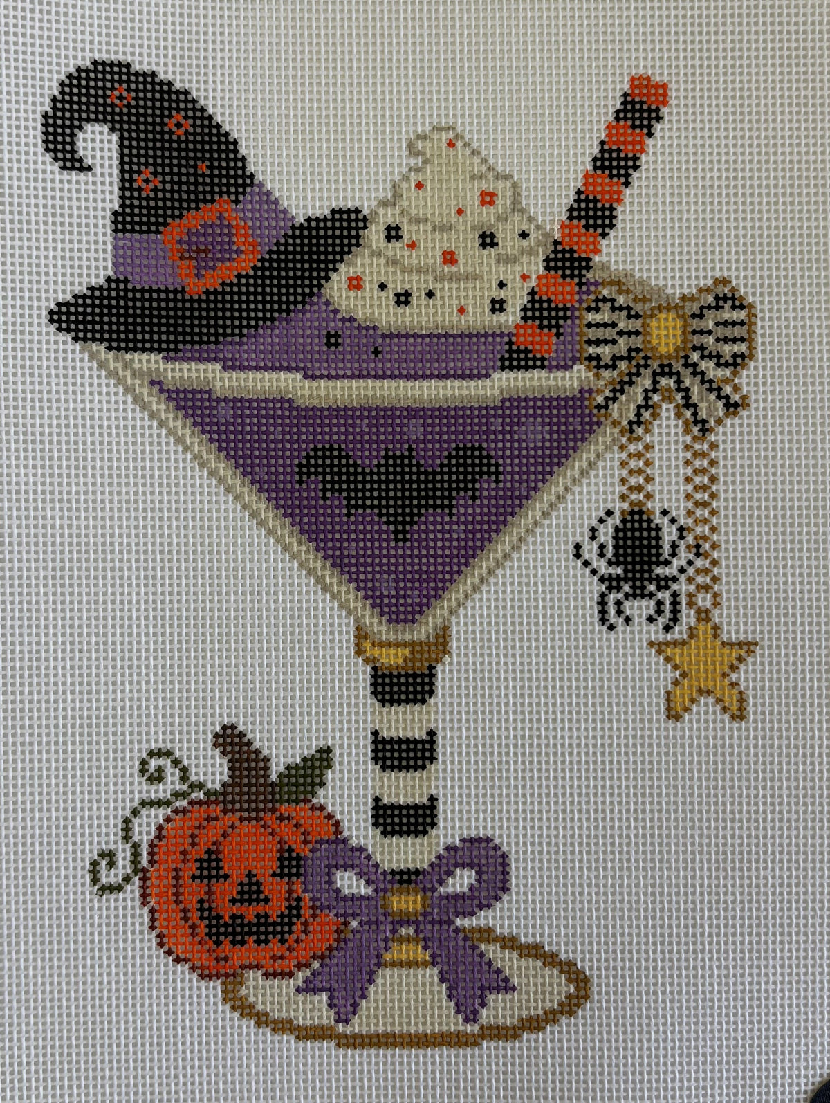 Ashley Evans
Halloween Drink
D-020