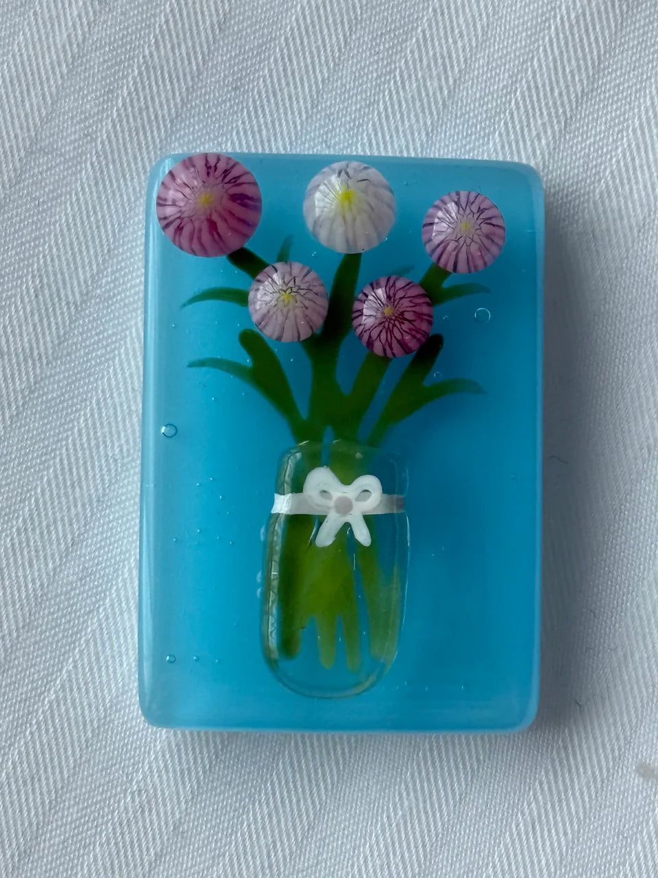 Glass Needle Minder