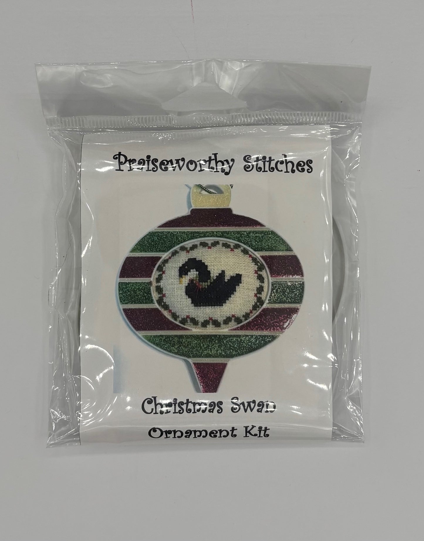 Praiseworthy Stitches
Christmas Swan Kit
Cswan1